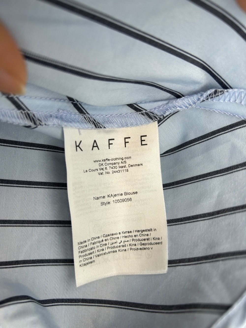 NWT KAFFE Curve Blouse in Blue Puffy sleeves, Ruffles, stripes Size 38 - M - Picture 11 of 12